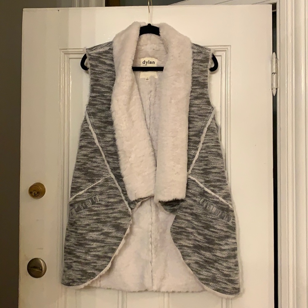 Dylan fur vest